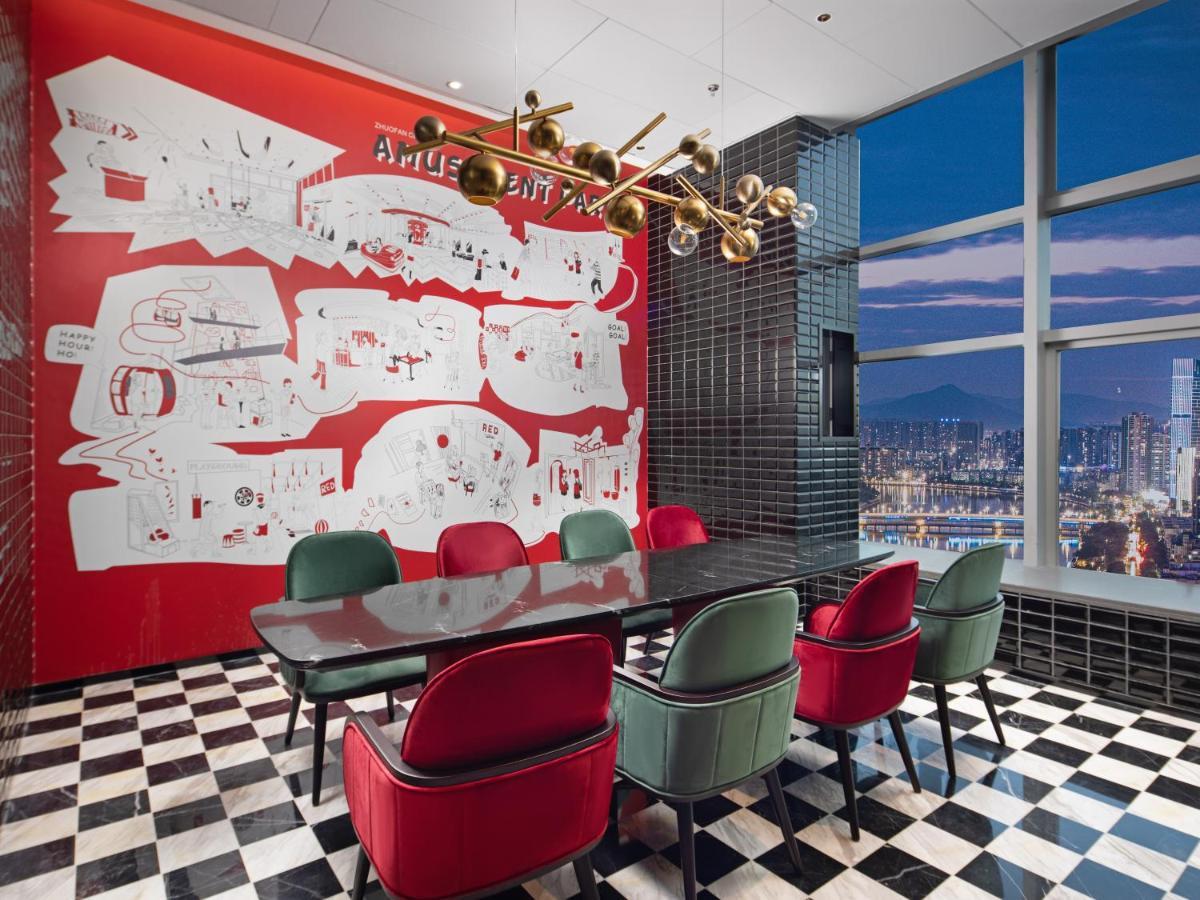 Radisson Red Hotel Zhuhai Gongbei Port Екстериор снимка