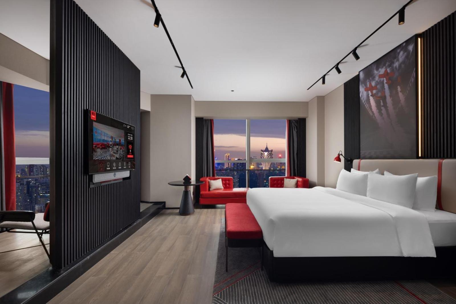 Radisson Red Hotel Zhuhai Gongbei Port Екстериор снимка