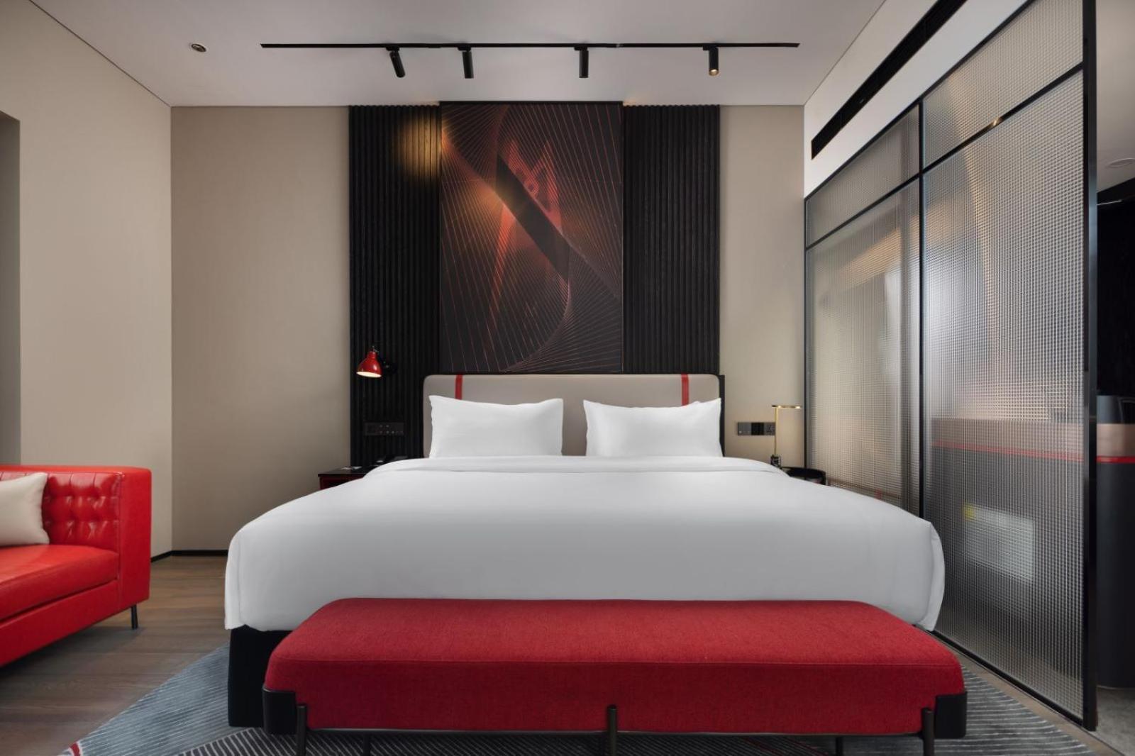 Radisson Red Hotel Zhuhai Gongbei Port Екстериор снимка