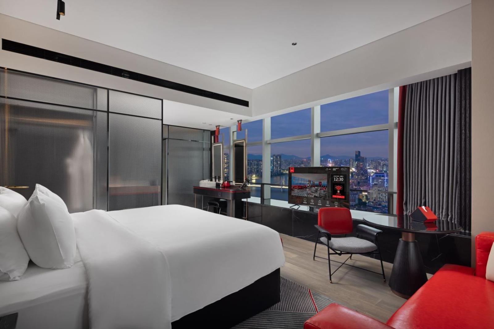 Radisson Red Hotel Zhuhai Gongbei Port Екстериор снимка
